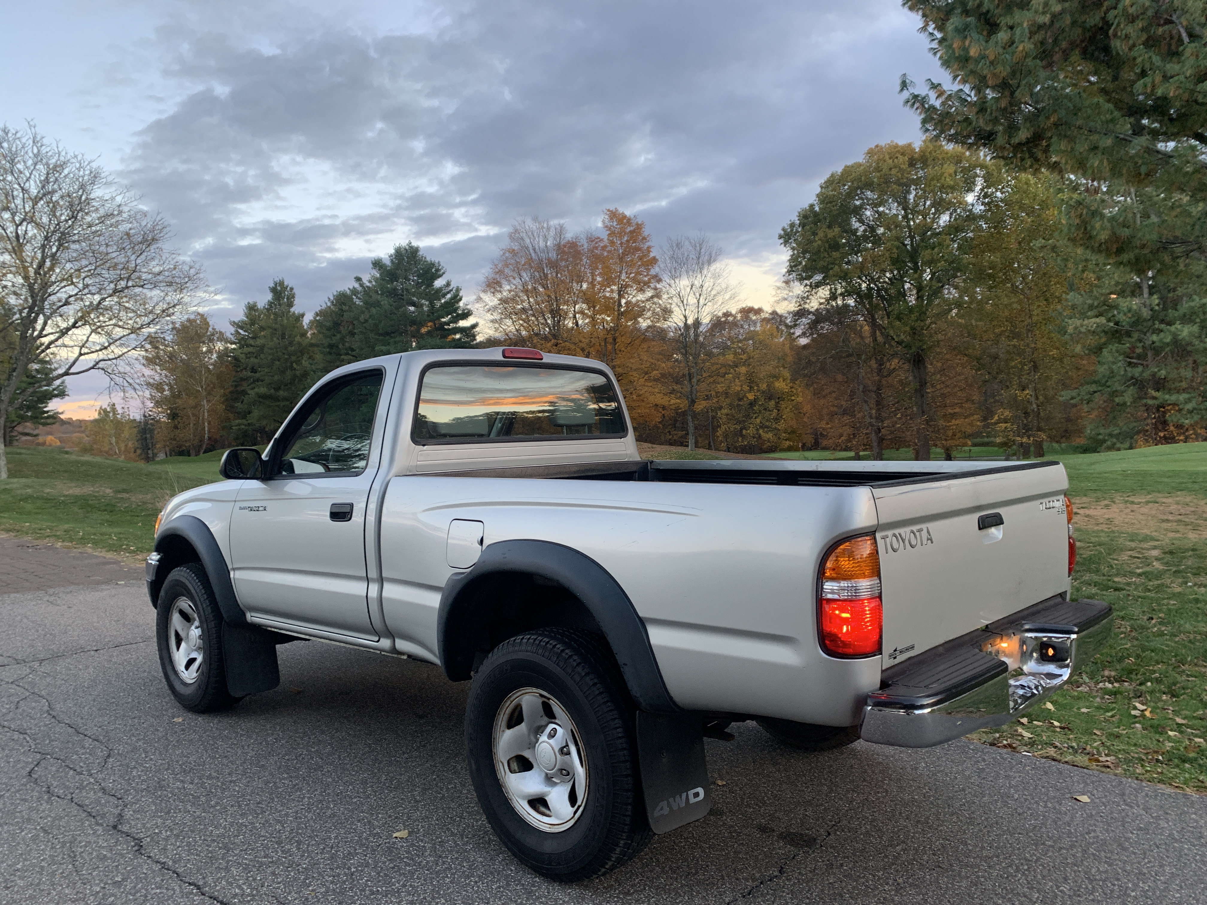 2004 Toyota Tacoma SR5 4x4 Pickup — photo 122